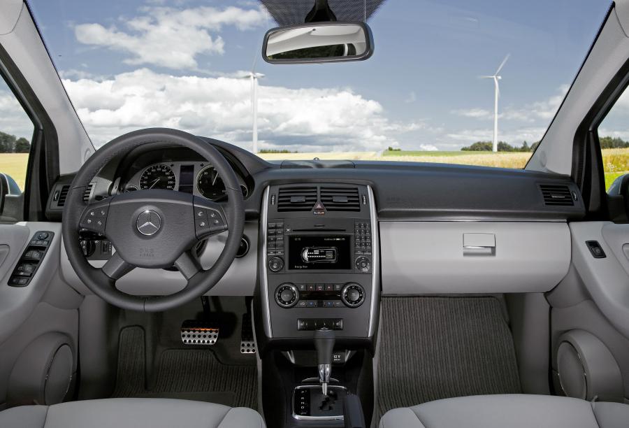  Mercedes-Benz B-Class F-Cell 2009 года  (фото 3 из 14)